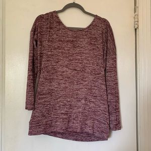 Athleta medium long sleeve top